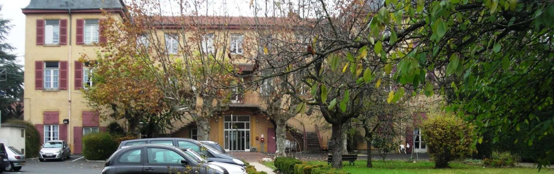 Ehpad Saint Raphael Couzon Au Mont D'or