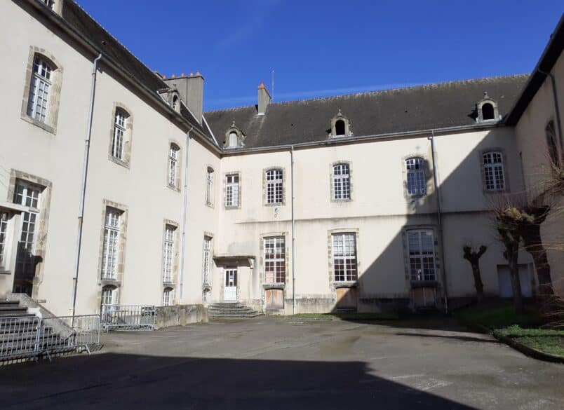 Autunfacade1