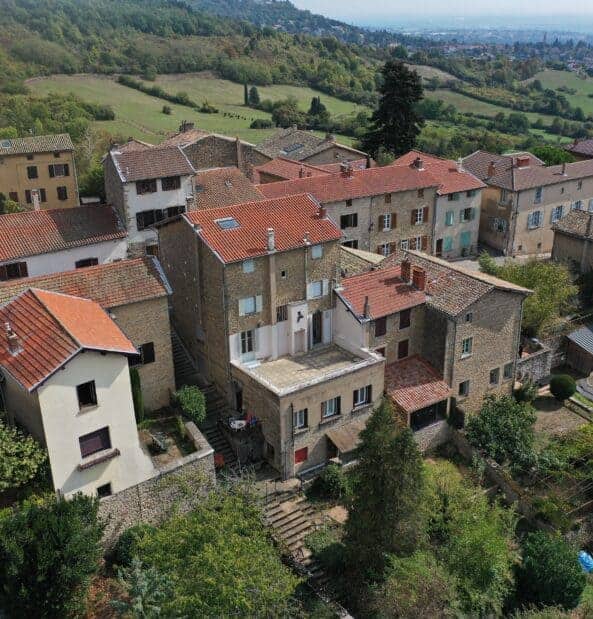 Maison Monts Dor 593x619
