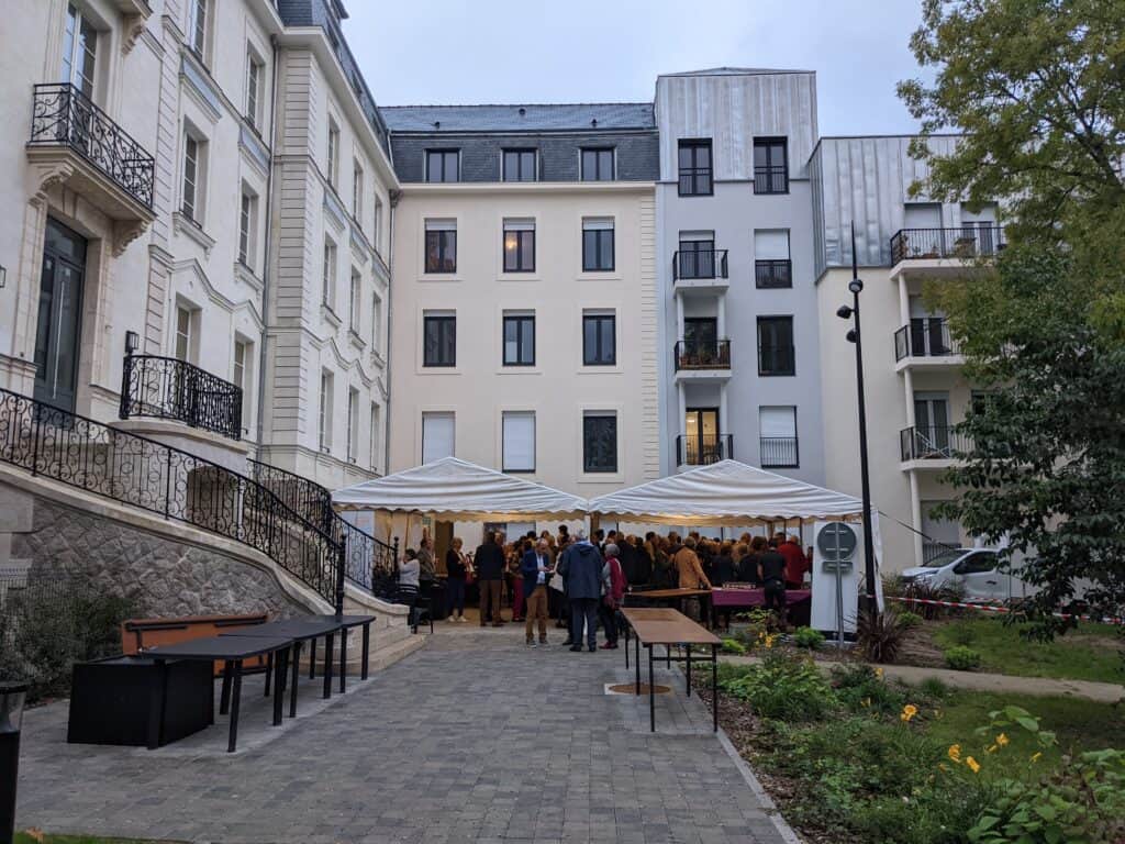 Pxl 20221005 172450102