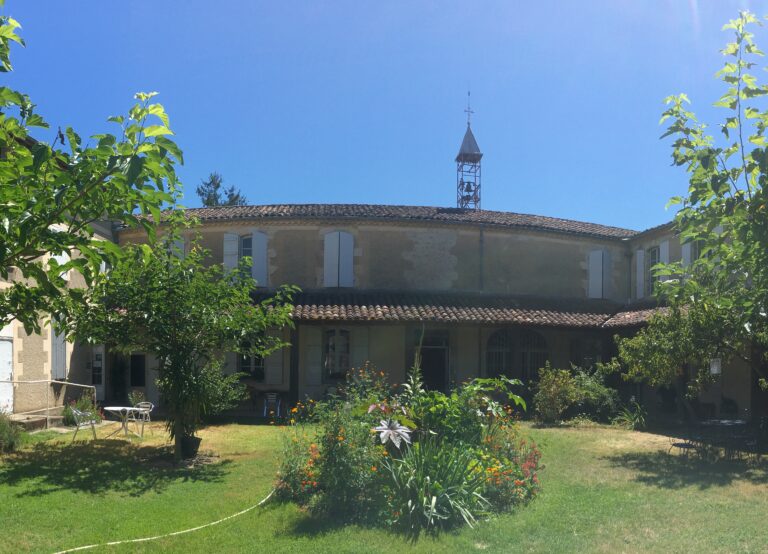 Panoramique Cloître été