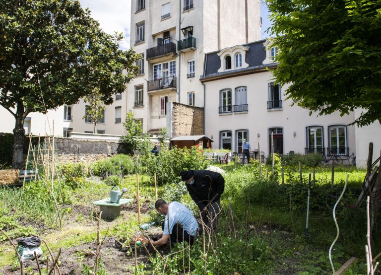 Habitat adapté : Pensions de Famille