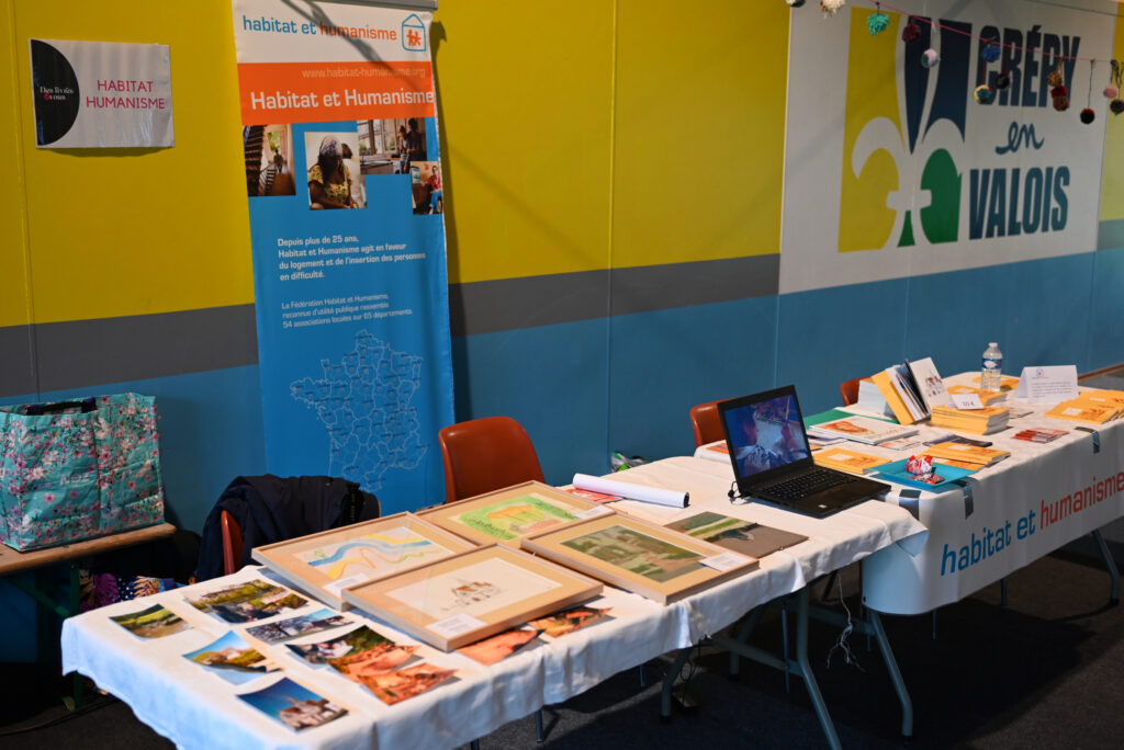 Stand de la Résidence du Kiosque Habitat et Humanisme de l'Oise au salon du livre 