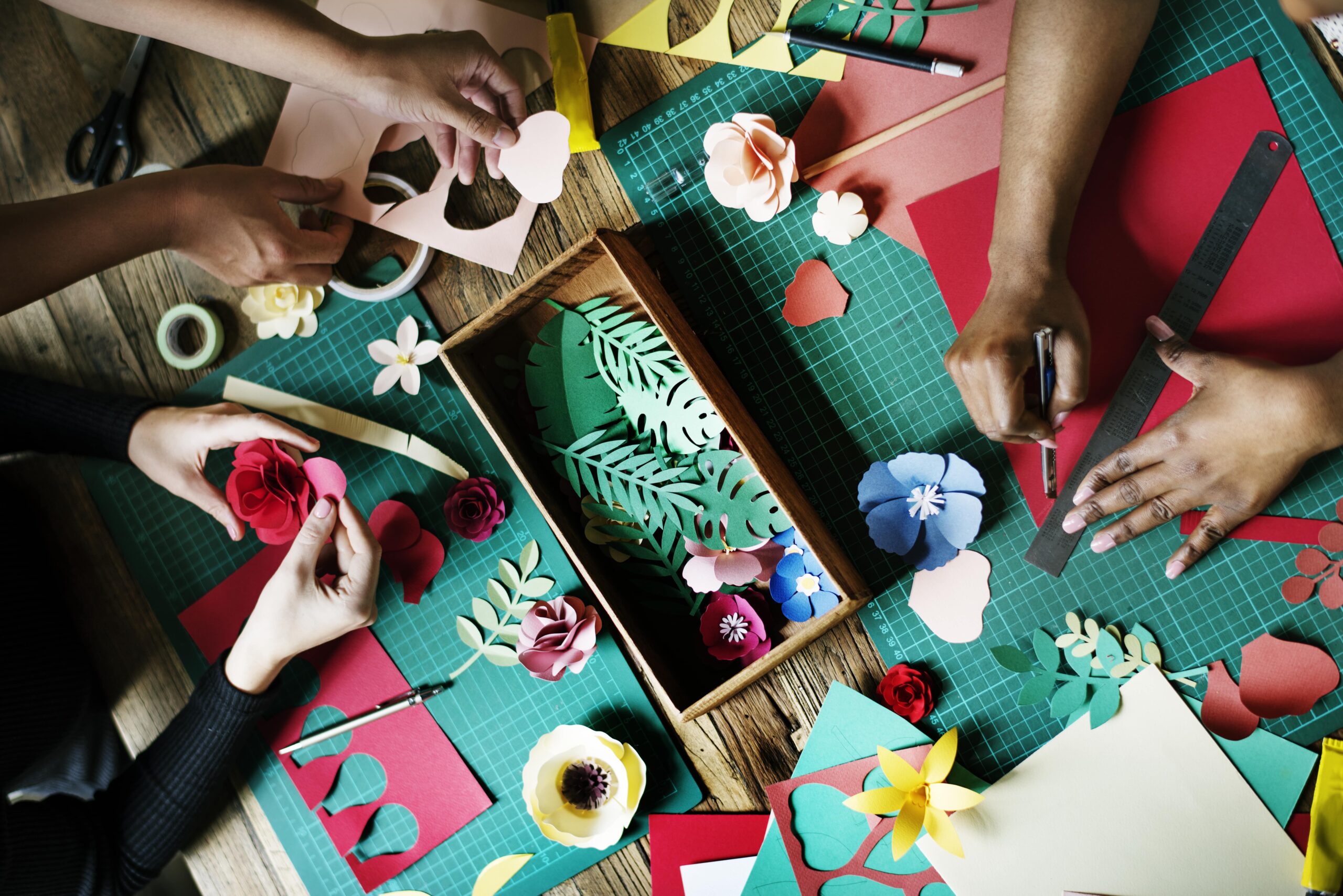 Atelier pinceaux ciseaux