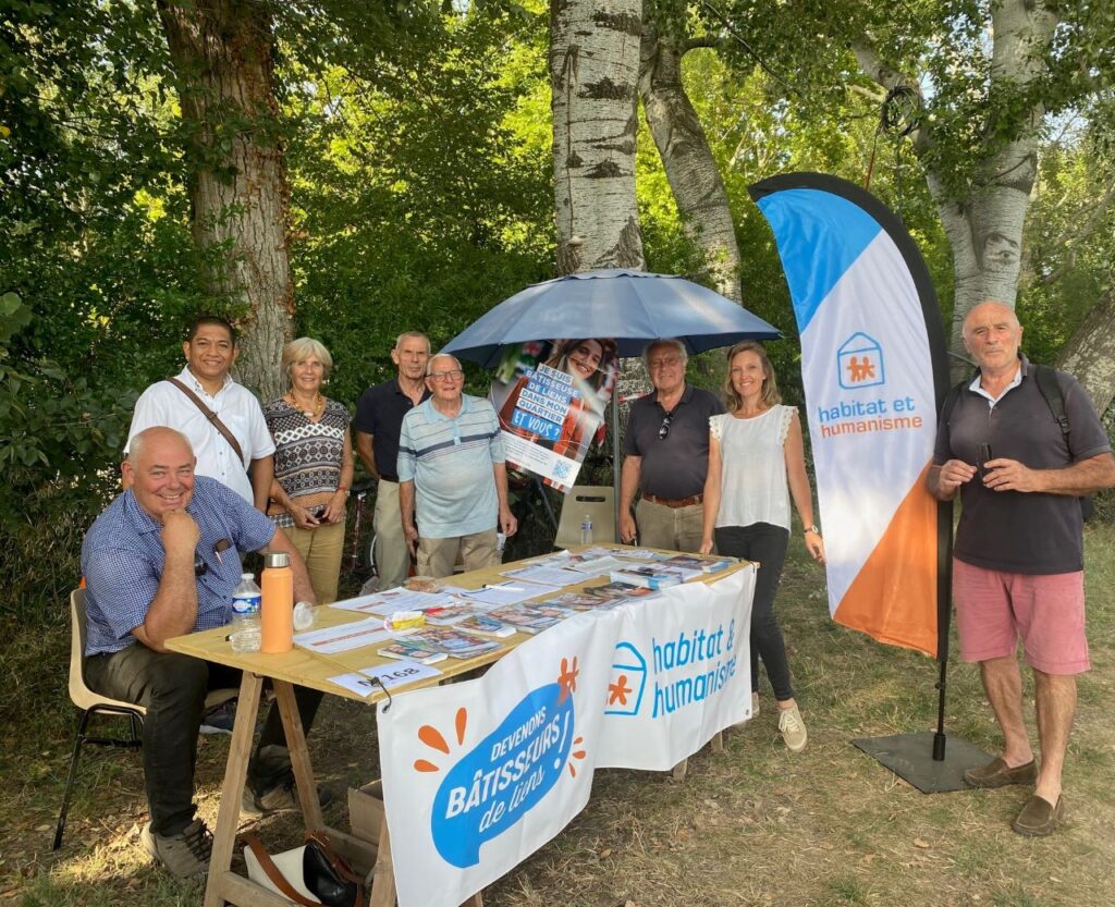 Le stand d'Habitat et Humanisme Vaucluse au Forum des Associations d'Avignon