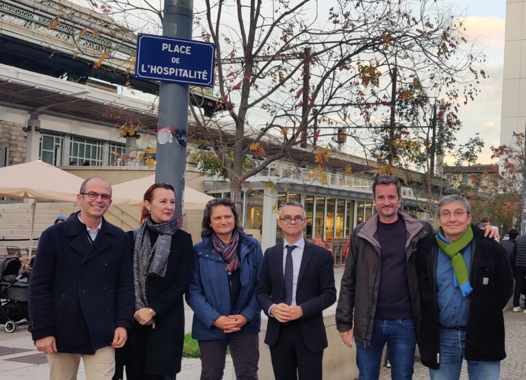 Inauguration de la Place de l'Hospitalité en compagnie de Renaud Payre, adjoint à la Métropole de Lyon