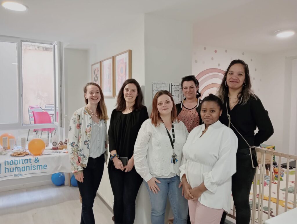 Les Foyers Jeunes Travailleurs