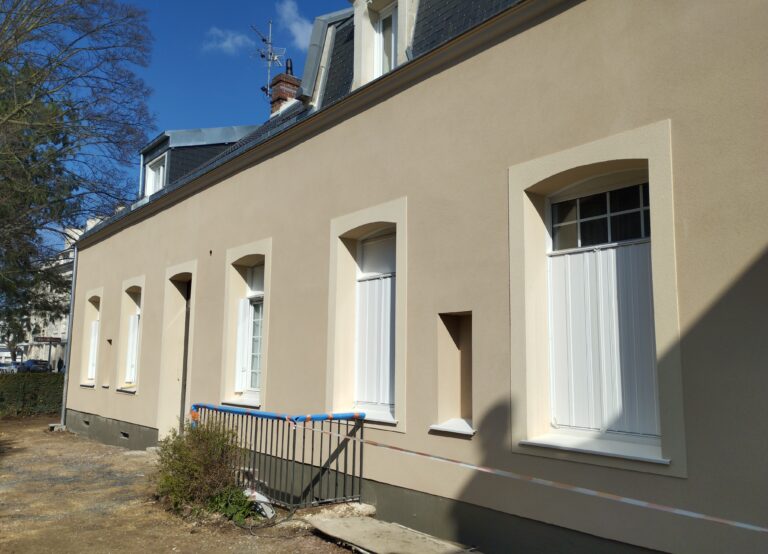 Petit collectif rue Leroy