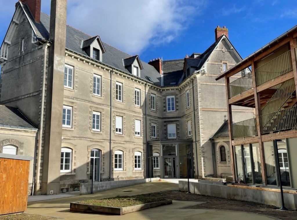 Rue Saint-Rogatien