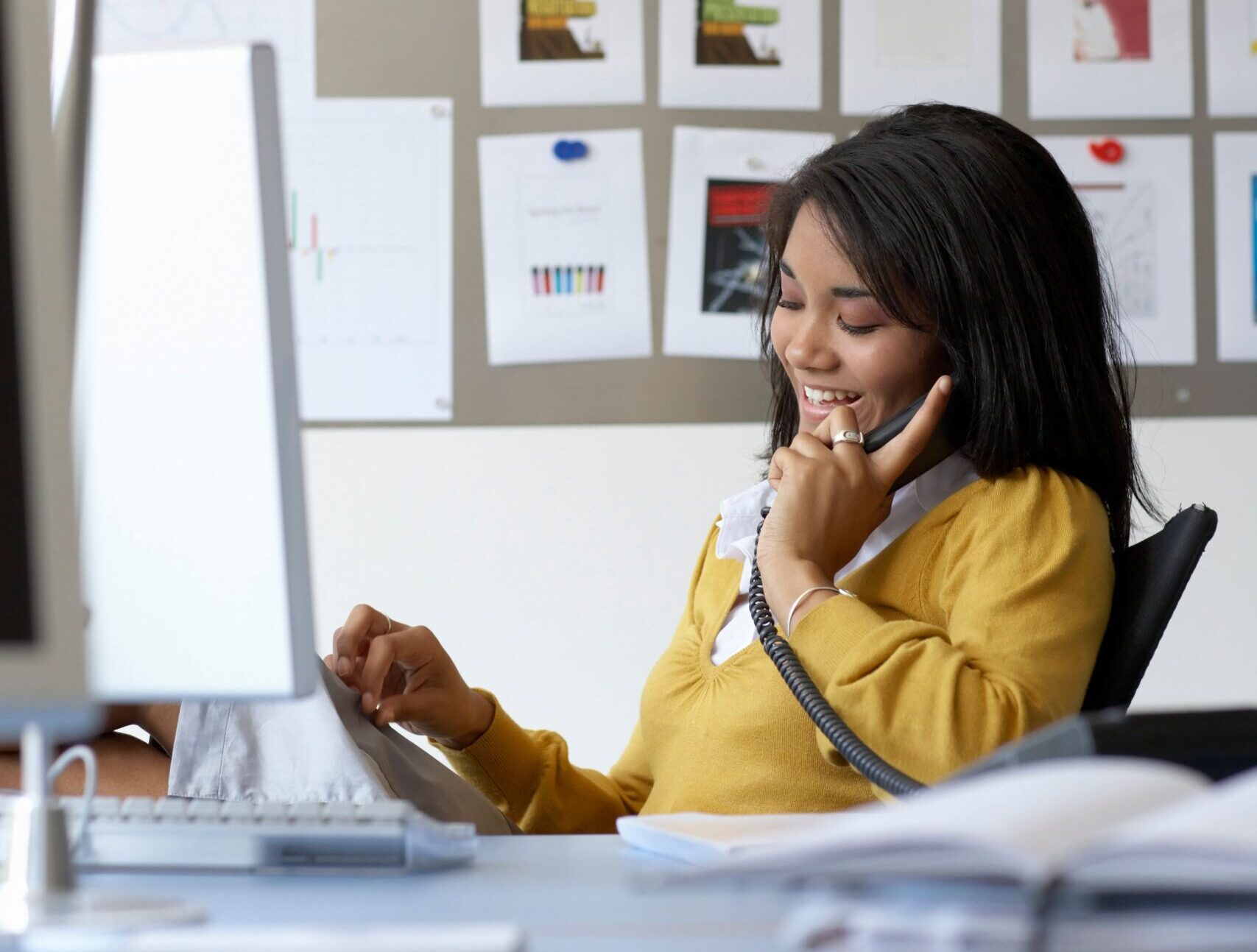 Businesswoman Using Telephone 2024 11 03 06 51 03 Utc (1)