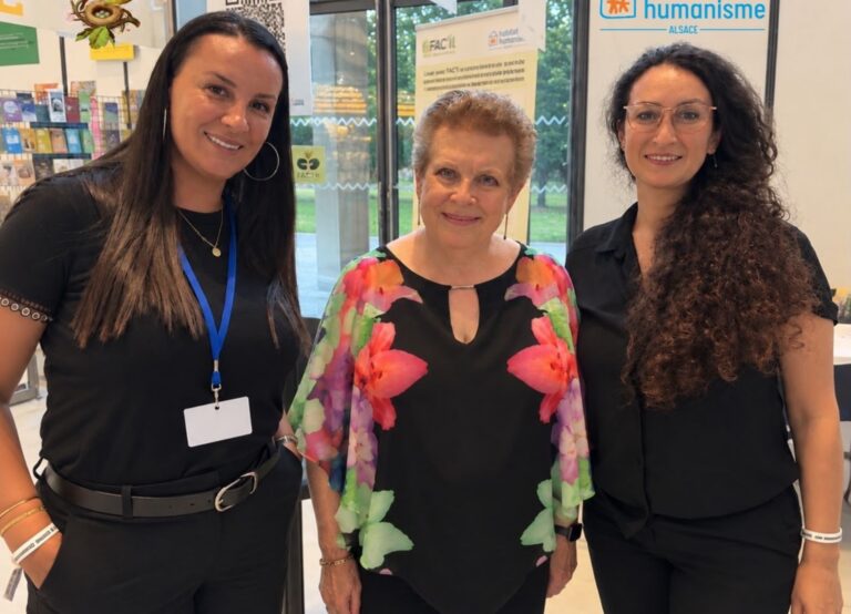 Gulcan Guler et Karima Sekerci en compagnie de la maire de Strasbourg Catherine Trautmann lors de l'inauguration de la Foire Européenne 2026.
